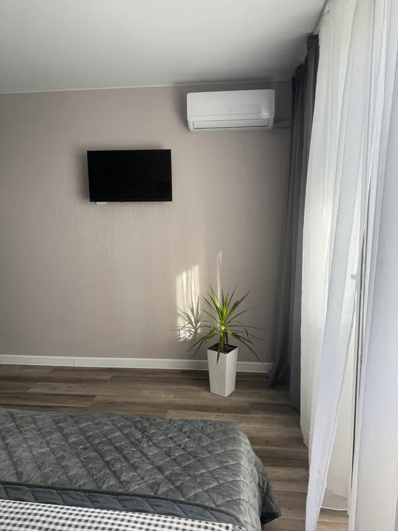 Комфортные апартаменты с видом на город