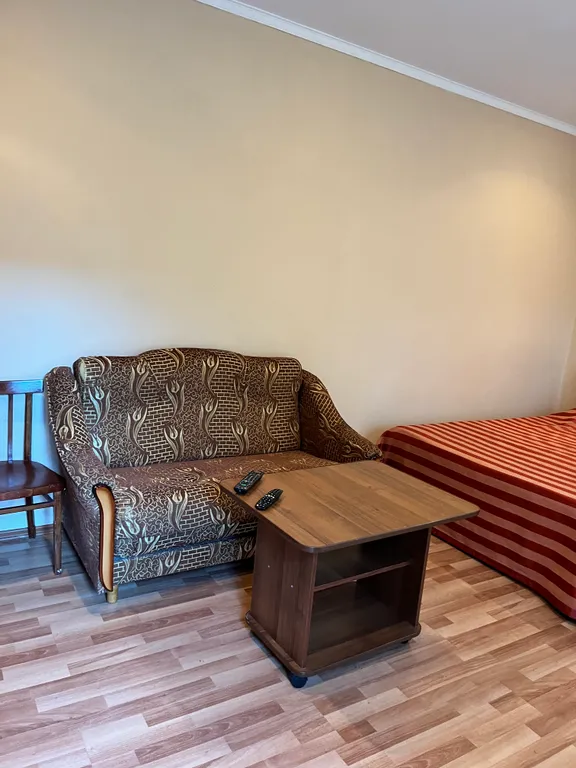 Номер в отдельном домике у бассейна