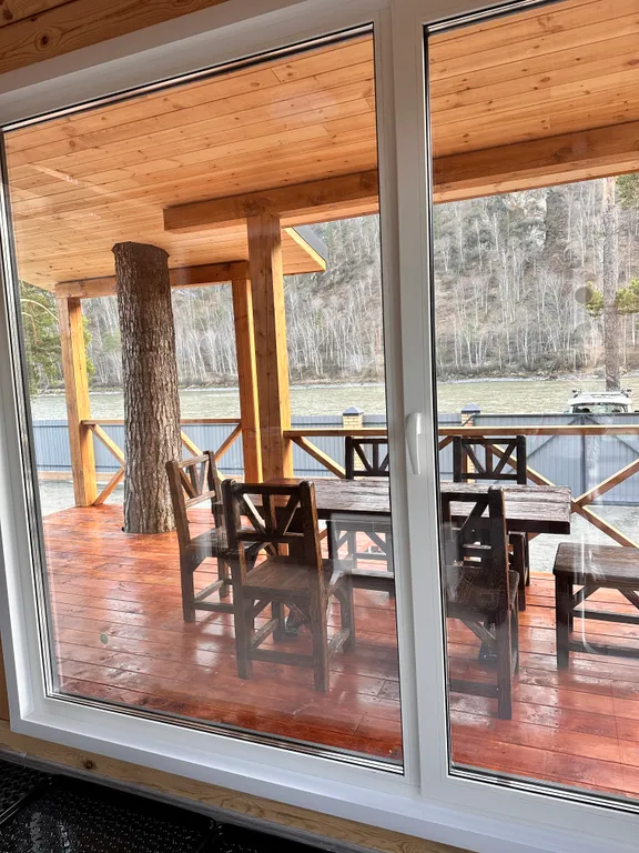 Новый круглогодичный 3-й коттедж на берегу Катуни