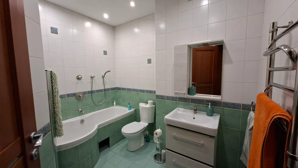 Таунхаус с сауной и бассейном недалеко от метро