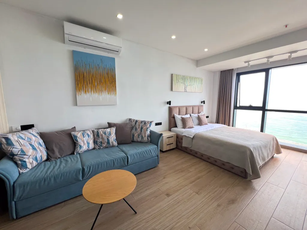 Шикарные апартаменты на берегу моря, Porta Batumi Tower