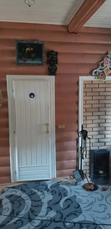 Дом на озере