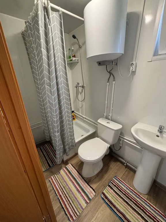 Коттедж Гостевой дом со своим двориком — Широчанка