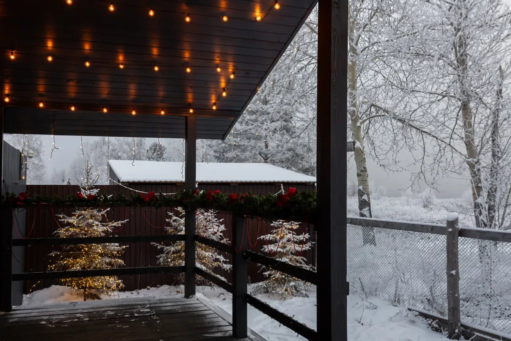 Коттедж Загородный дом Loft lodge на берегу реки Ангара — аренда посуточно в Иркутск