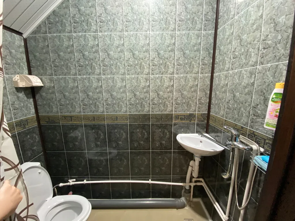 Большой дом возле моря