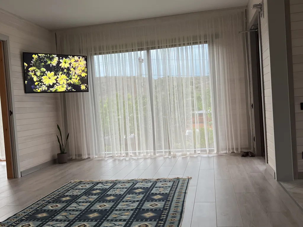 Уютный домик на территории экотуркомплекса Главрыба