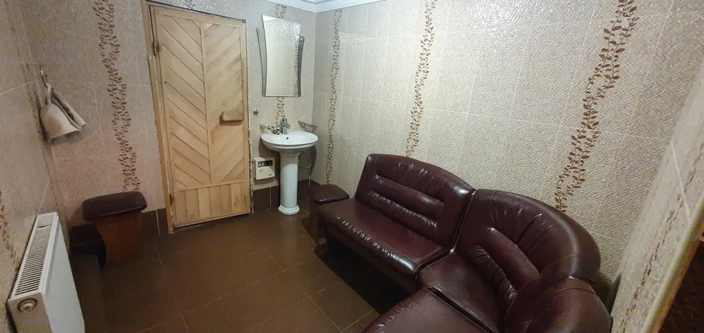 Загородный дом Филино с сауной, садом и барбекю