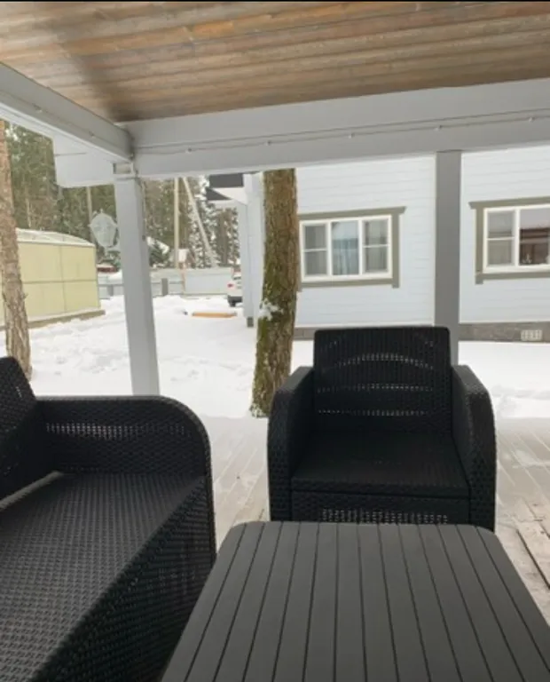 Домик в лесу, 70 километров от МКАД по Киевскому шоссе