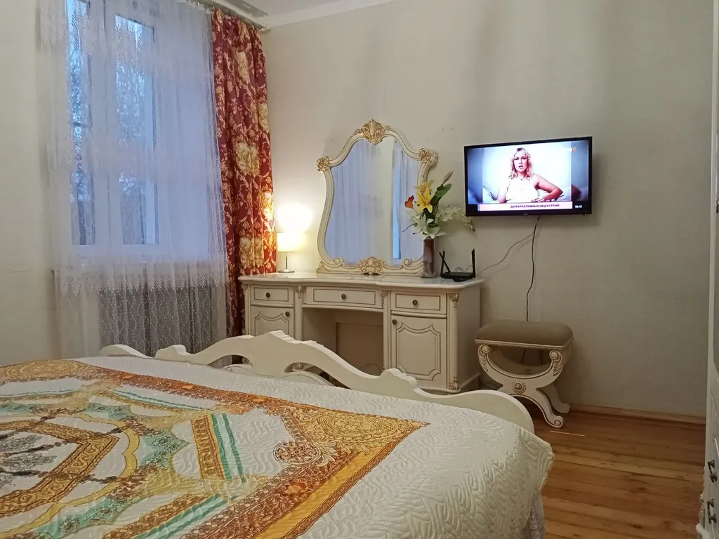 Двухкомнатные апартаменты рядом с озером