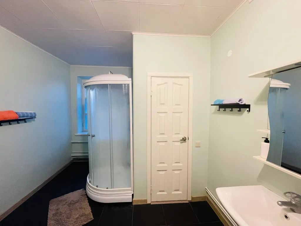 Просторная и чистая квартира у набережной и парка