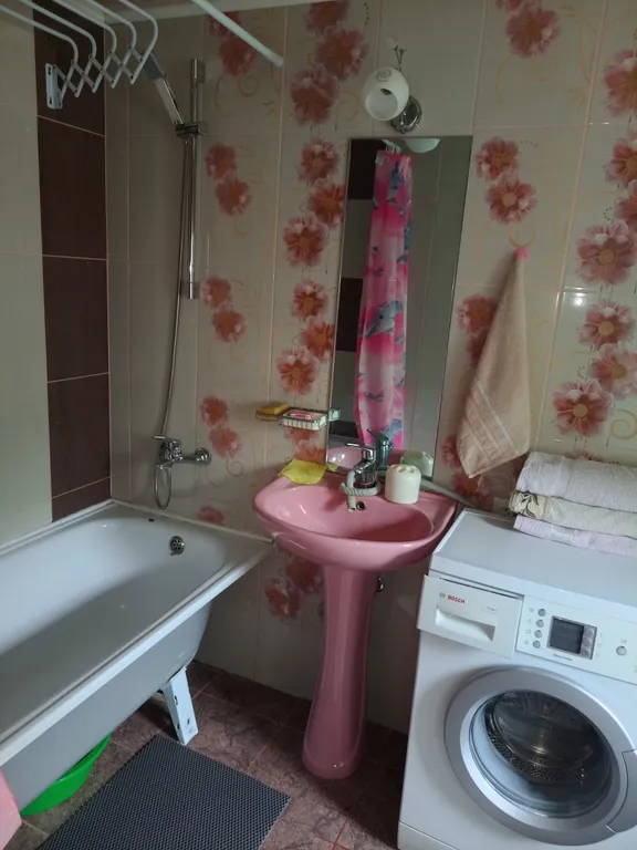 Домик крошка в три окошка