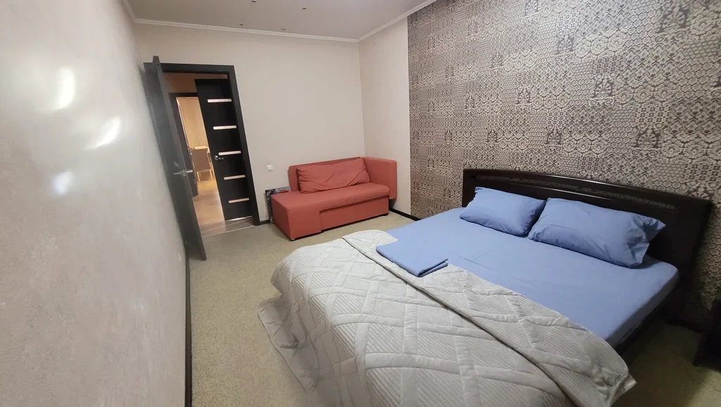 Уютная квартира с отдельным входом в центре города