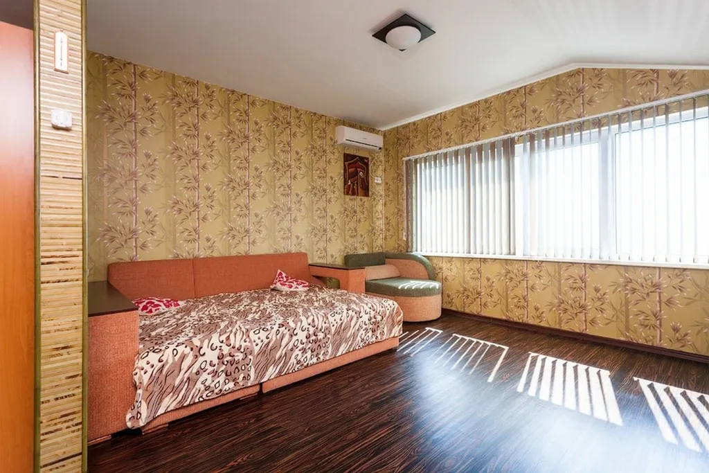 Студия с красивым видом на море и горы