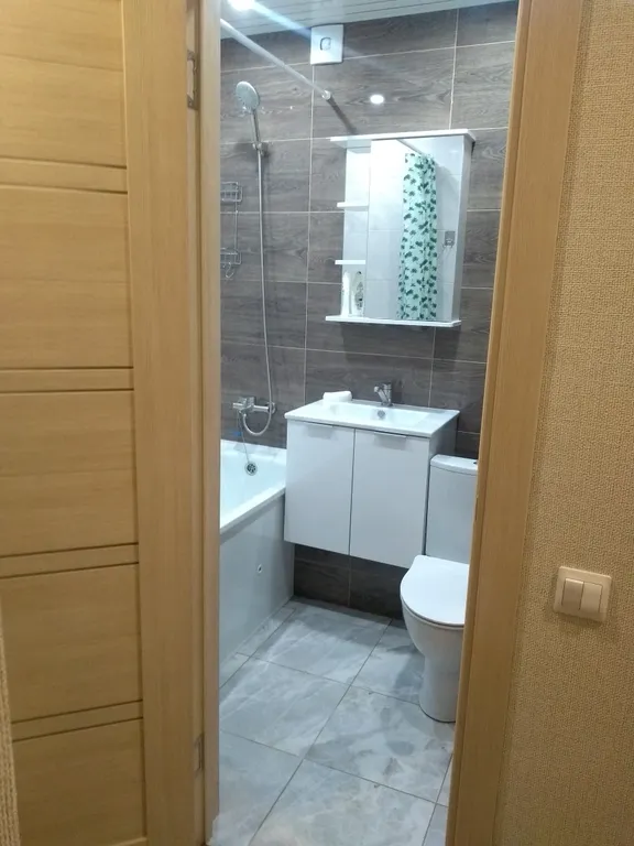 Уютная квартира в центре города с кондиционером и видом на памятник Победы