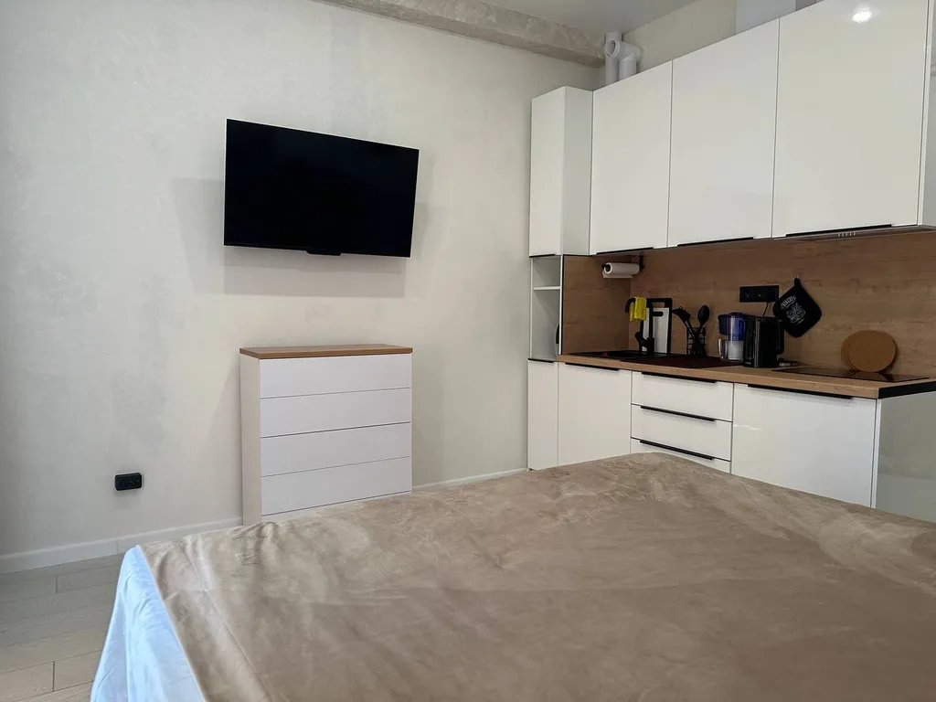 Студия с балконом и прекрасным видом на горы