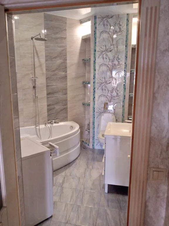 Уютная евродвушка с двумя балконами и евроремонтом