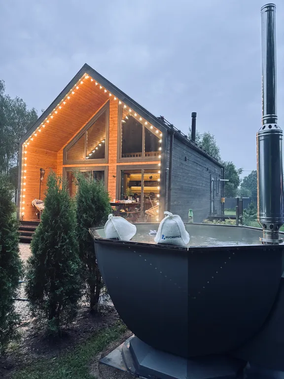 Дом у леса с банным чаном и панорамными окнами