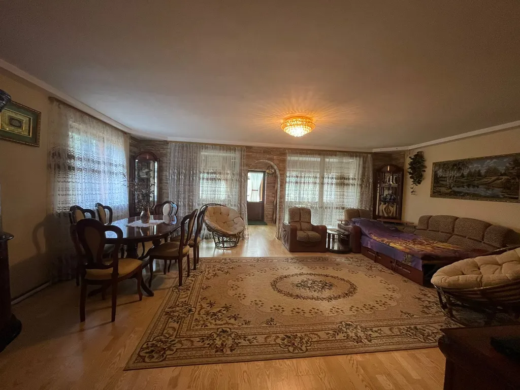 4-комнатный Дом