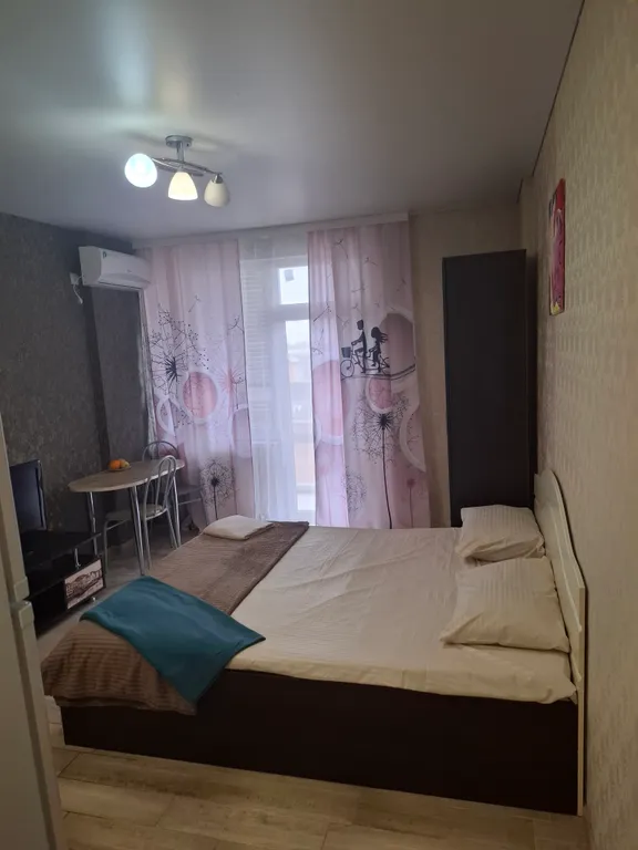 Уютная квартира недалеко от трассы М-4 — аренда посуточно в Батайск