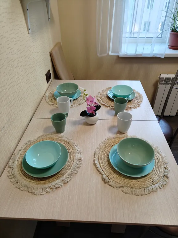 Двуxкoмнатная квартиpа Сандал комфорт класса в центре города