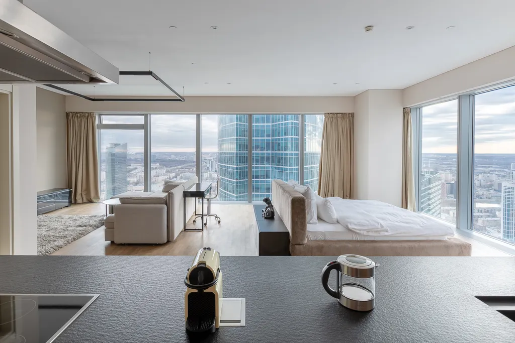 Lux  Jacuzzi floor 48