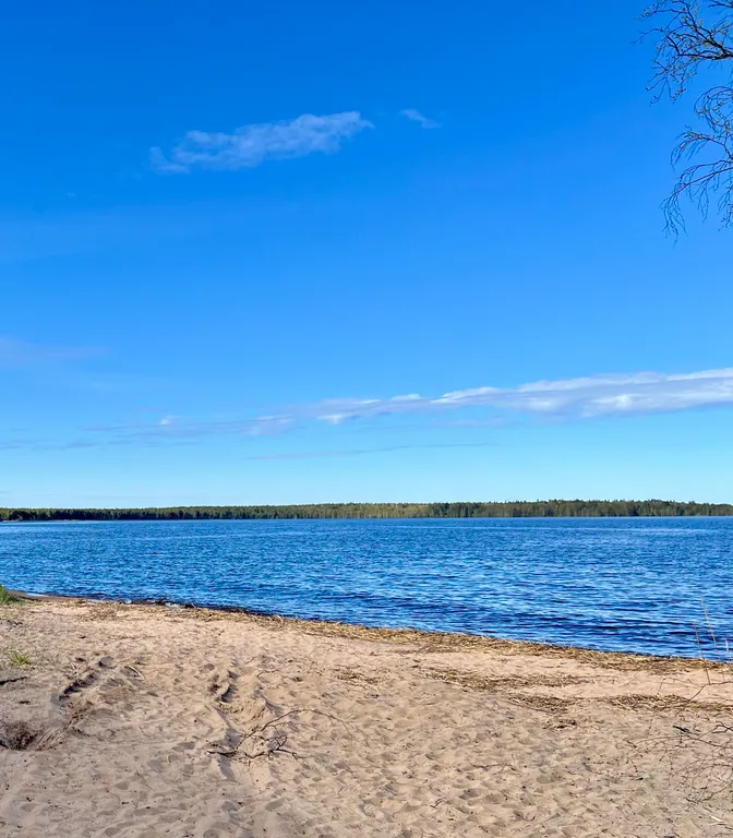 Коттедж 1-комнатный Дом — Деревянное