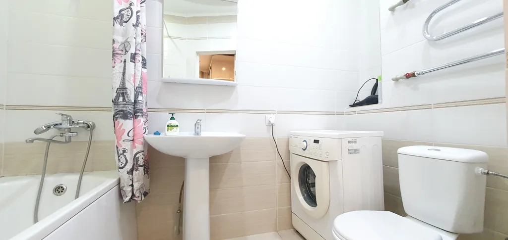 2х комнатная квартира в жк Лазурный квартал