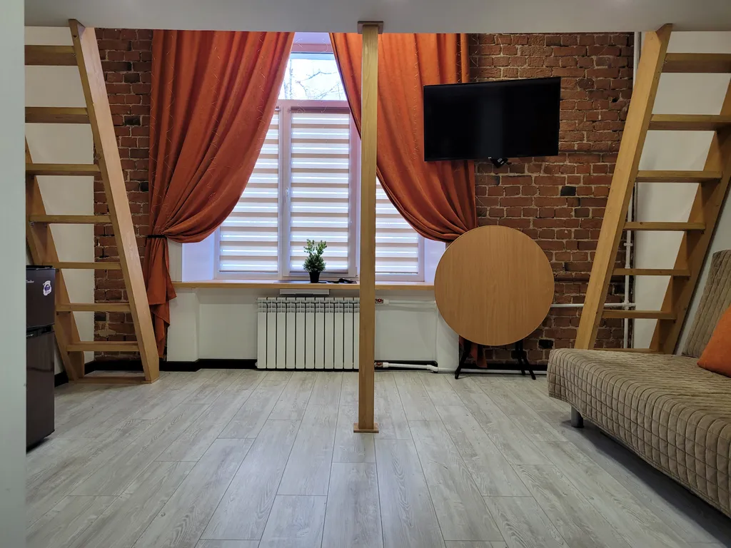 Квартира Лофт-3 Красная. Клёвая двухуровневая студия в центре — аренда посуточно в Нижний Новгород