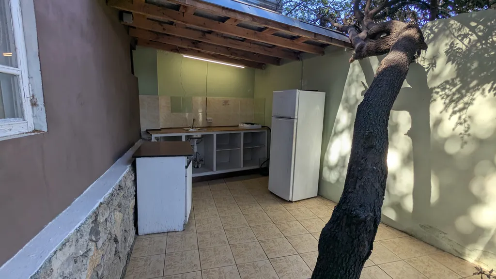 Дом рядом с парковой зоной