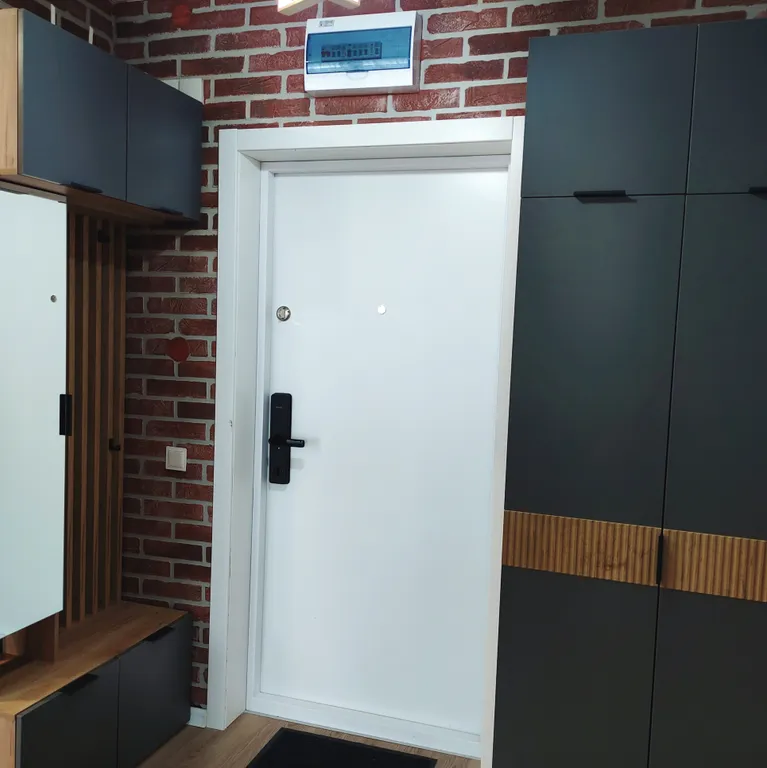 Уютная квартира на Лескова