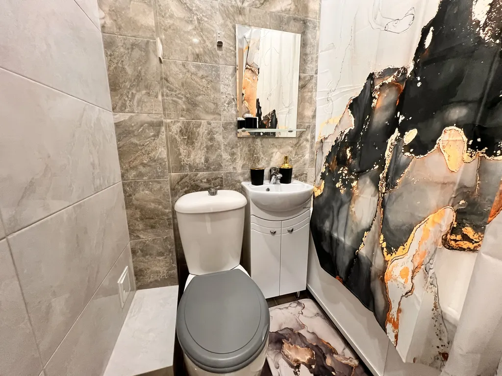 Тихий рассвет на Георгия Димитрова