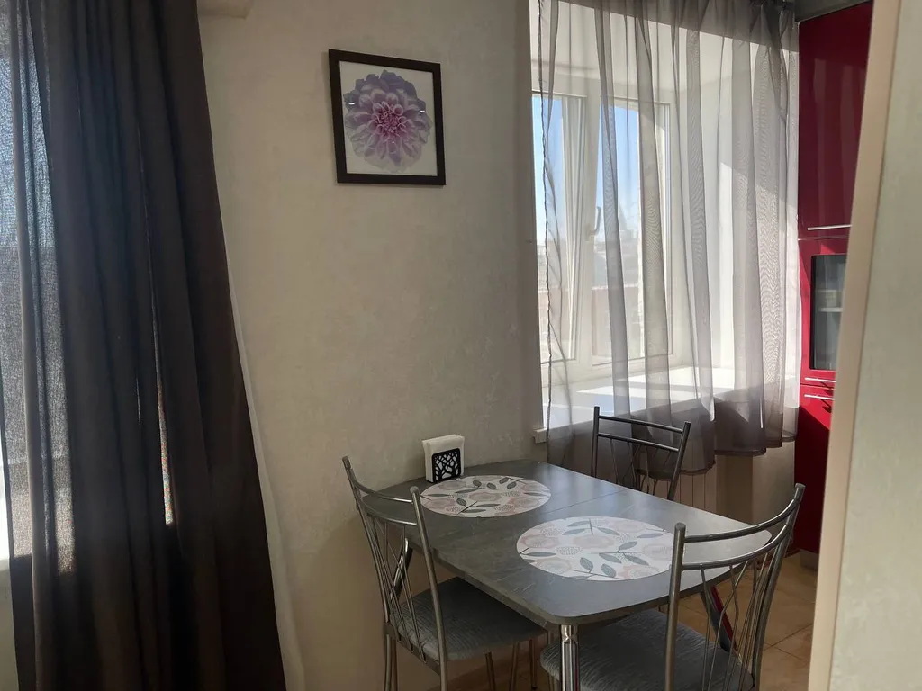 Квартира студия в центре Омска