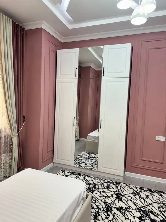 3-этажный дом  в центре города