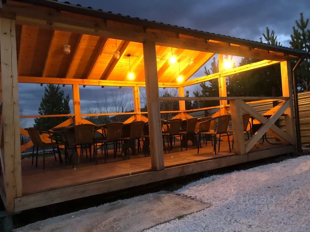 Коттедж с бассейном, баней, беседкой для больших компаний