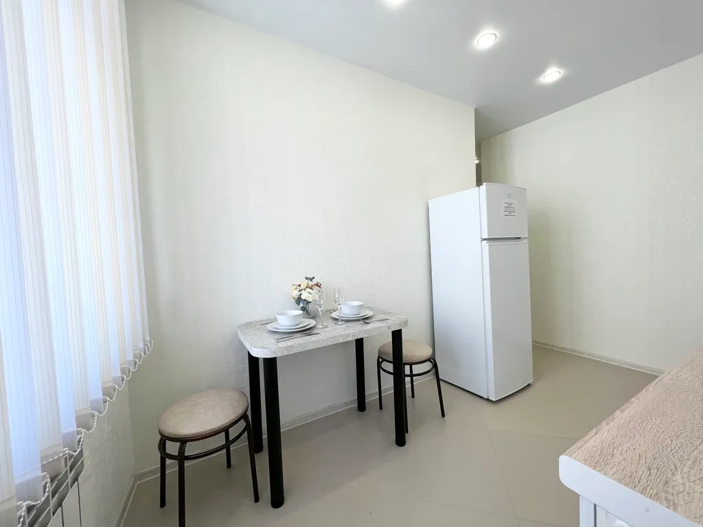 Комфортабельная 3-к квартира в новом доме на Тульской