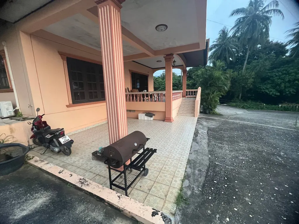 Уютный дом с 2 спальнями и BBQ в тихом месте рядом с пляжем Карон