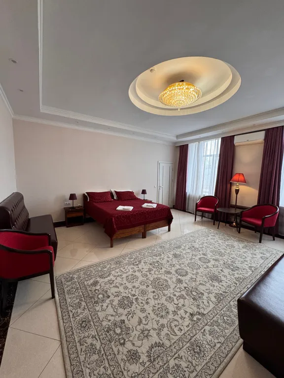 Улучшенный Стандарт с 1 кроватью King Size