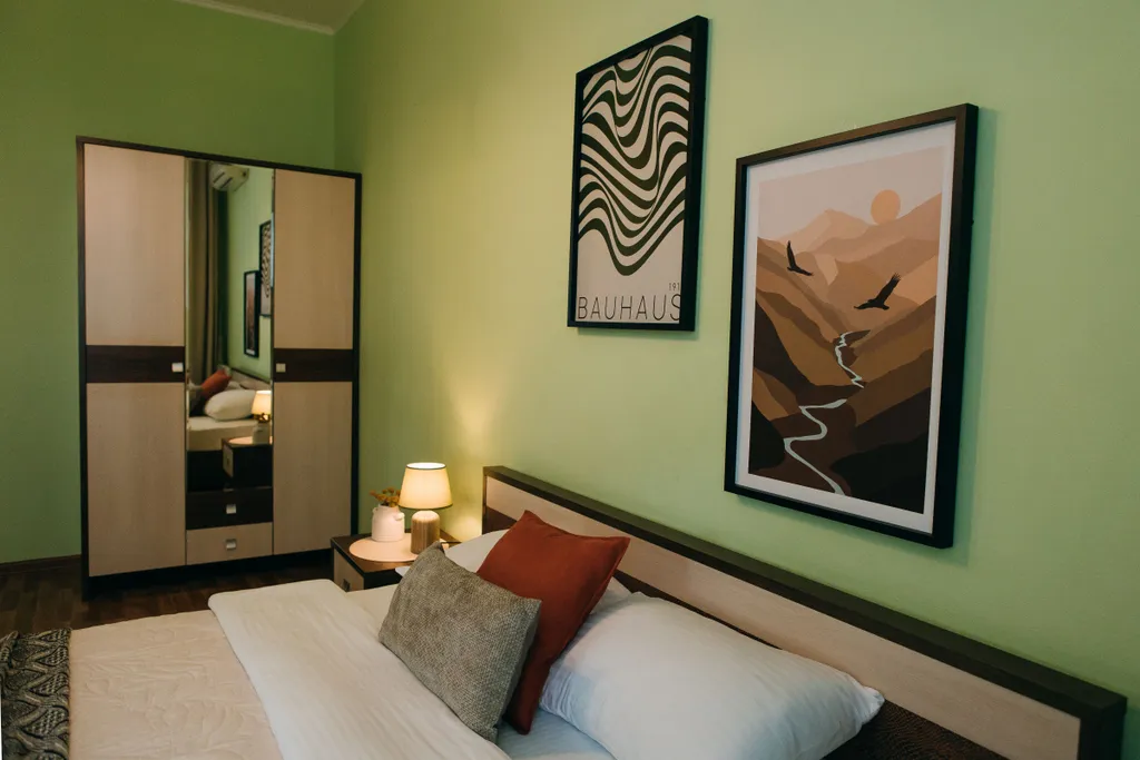 Большая квартира с двумя спальнями, в центре Хабаровска