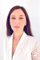 Лариса Янибекова