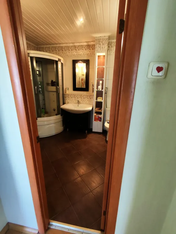 Апартаменты с видом на церковь и парк