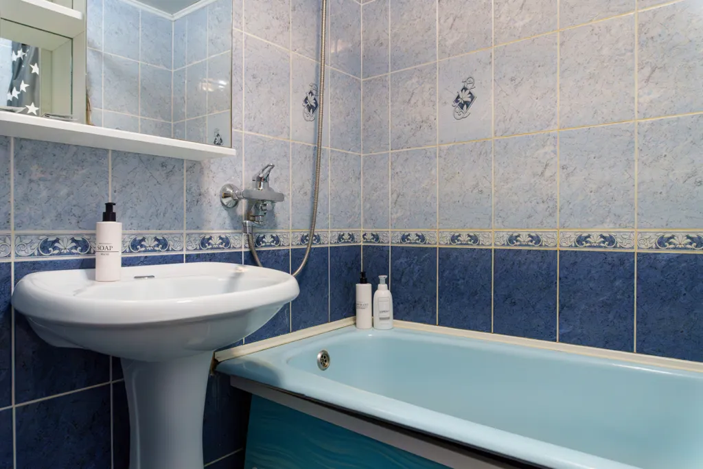 Уютная двухкомнатная квартира (6 гостей 4 спальных места)