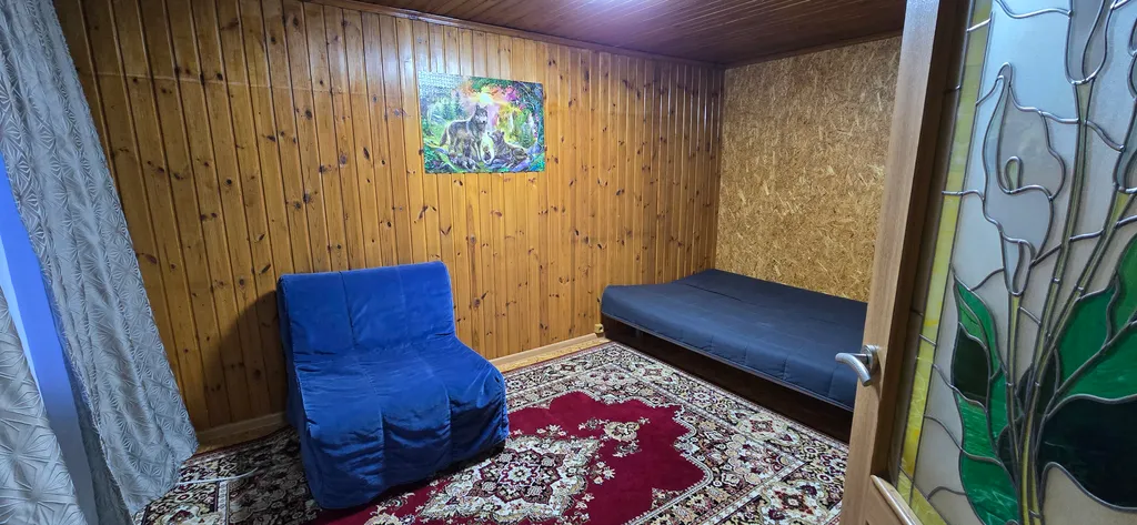 Уютные домики на берегу озера