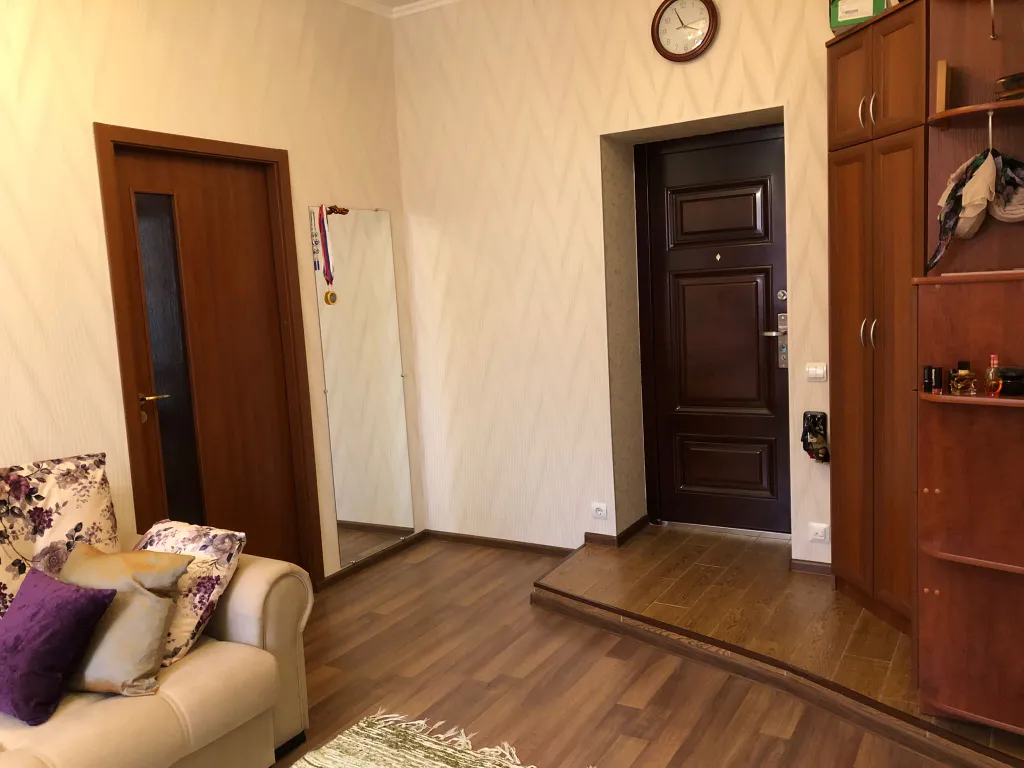 Квартира в центре на берегу Ладоги в финском фонде.