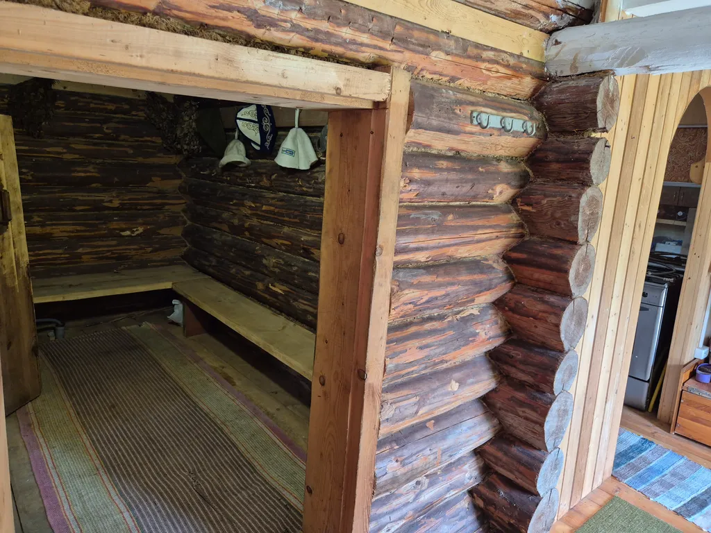 Усадьба Сосновый хутор на берегу реки Мста