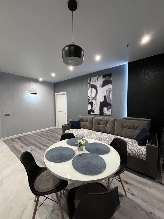 Апартаменты на набережной