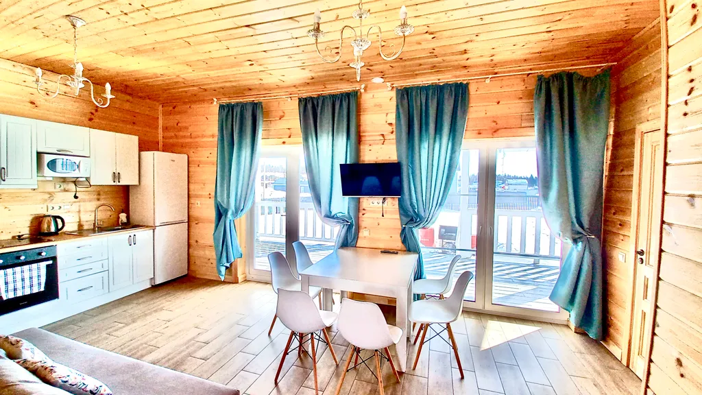 Семейный коттедж у озера