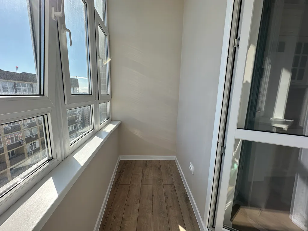 Квартира Квартира Кв у Парка Галицкого на высоком этаже не берем оплату за уборку — Краснодар