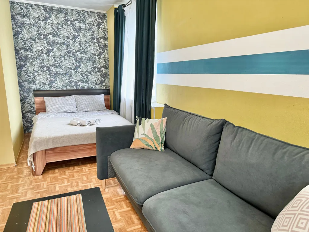 Квартира Однокомнатная класса комфорт с большой кухней у ДК Металлургов — аренда посуточно в Березники