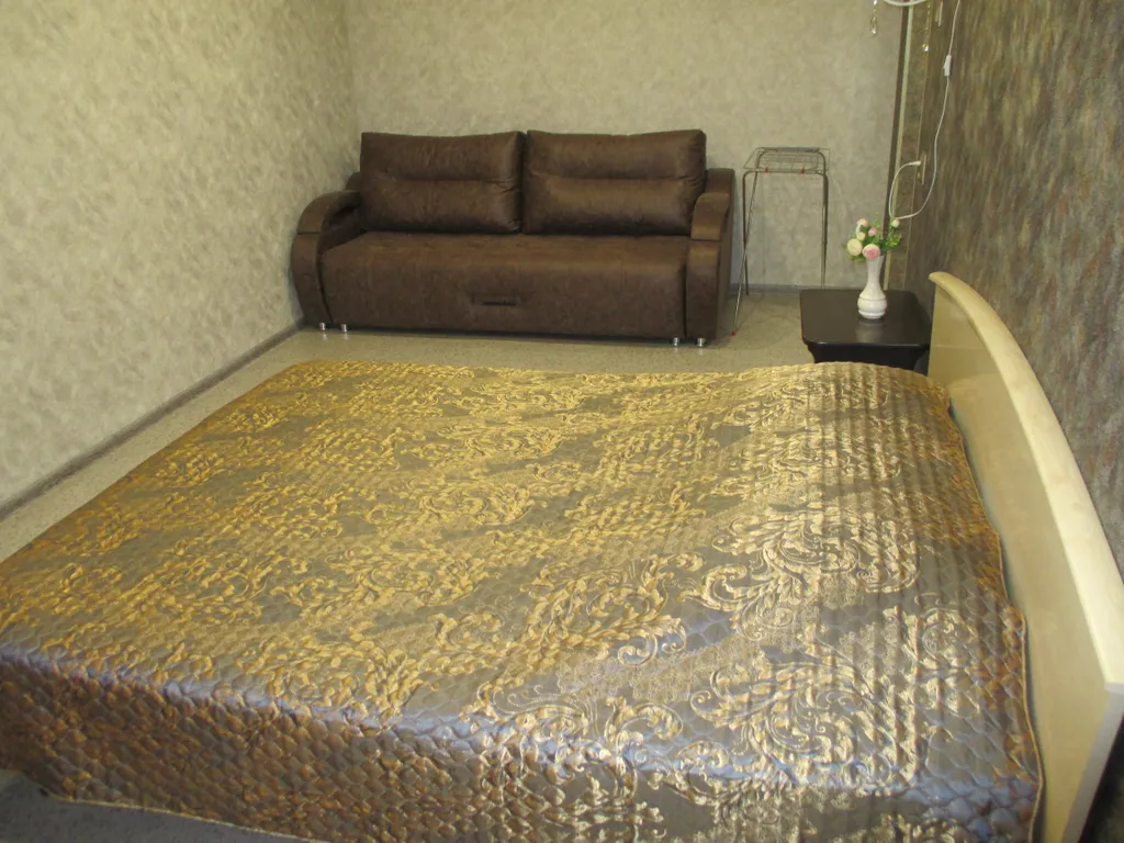 Квартира с отличным ремонтом рядом с Аквапарком