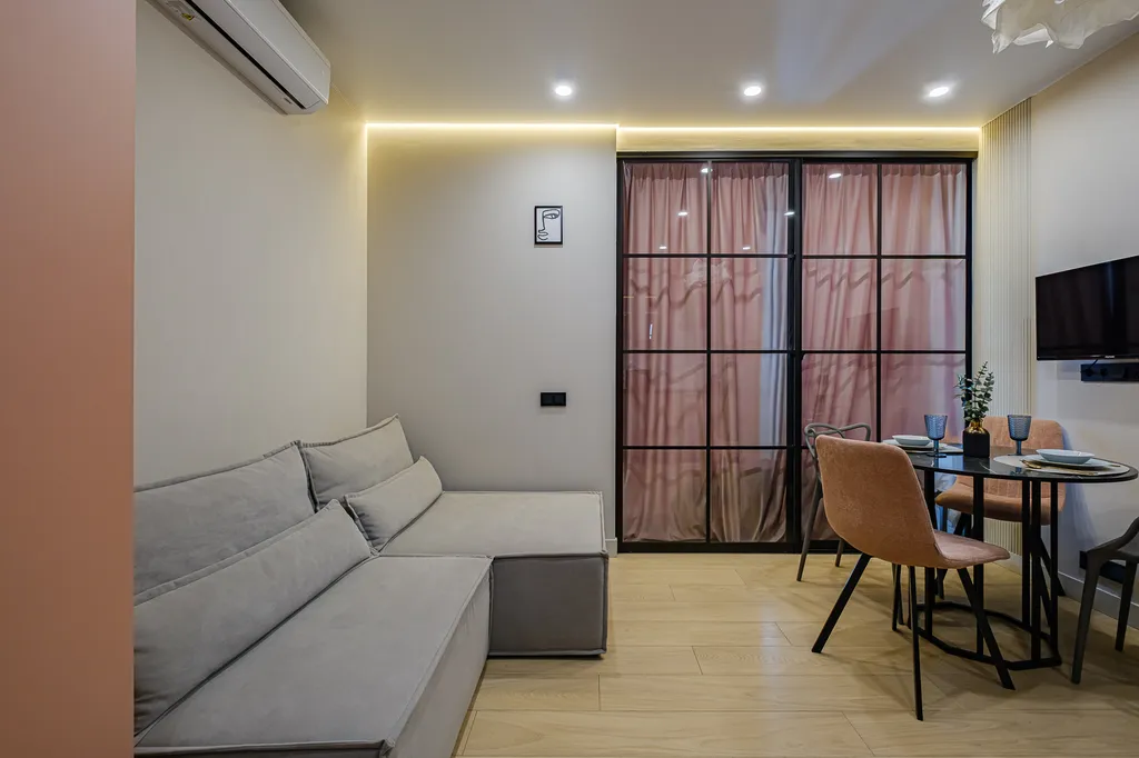 Комфортабельные апартаменты в центре возле метро